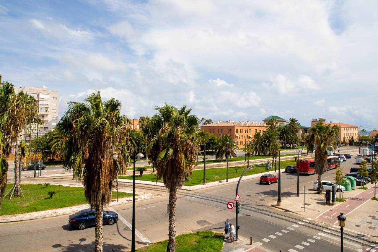 Florit Flats - Fantastic Apartment With Parking By The Malvarrosa Beach فالنسيا المظهر الخارجي الصورة